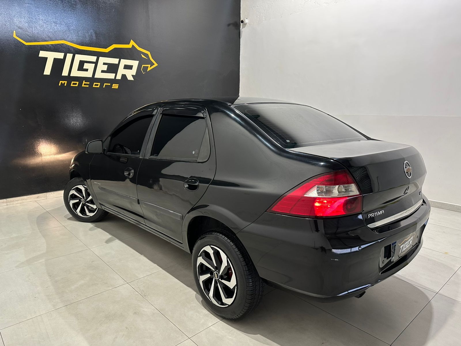 WhatsApp Image 2025-10-20 at 16.36.36 (2)