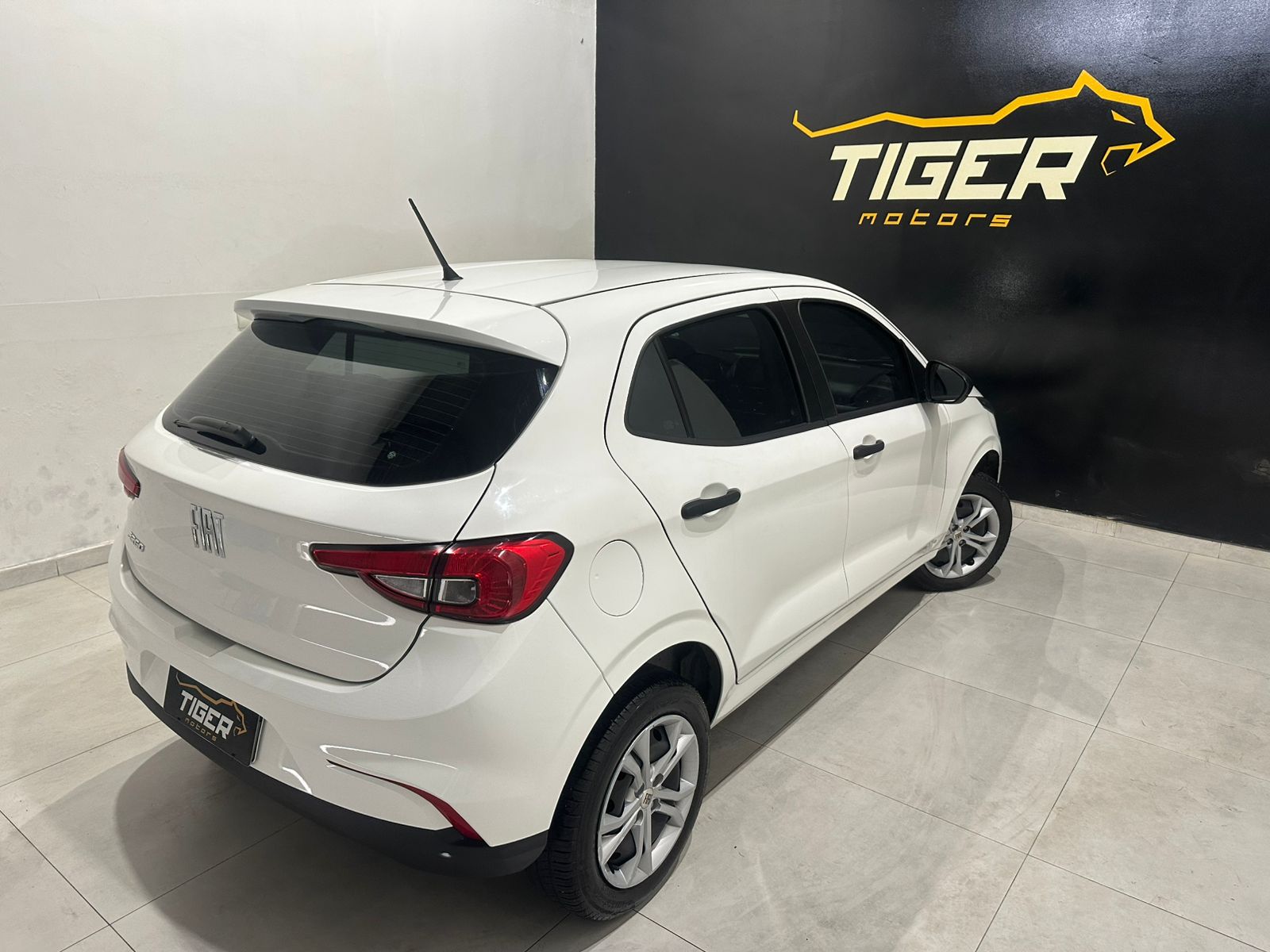 WhatsApp Image 2025-12-19 at 14.18.40 (2)