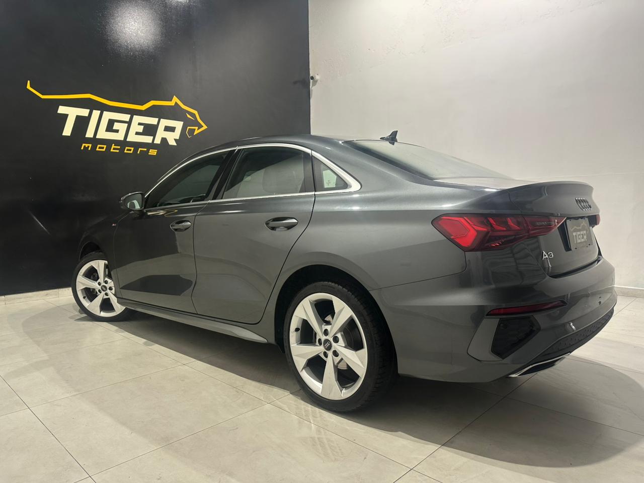 WhatsApp Image 2025-12-19 at 18.13.55