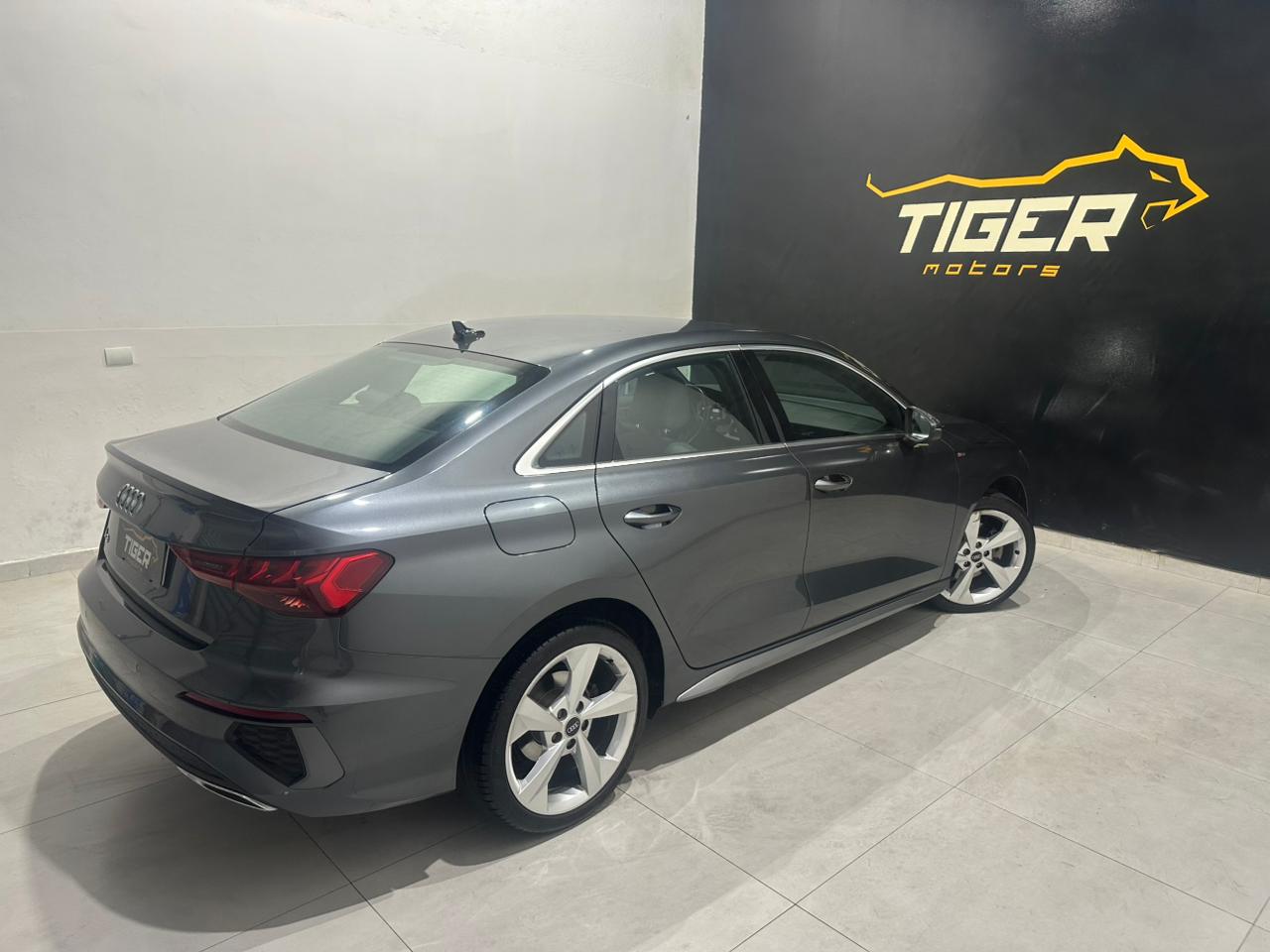 WhatsApp Image 2025-12-19 at 18.13.56 (2)