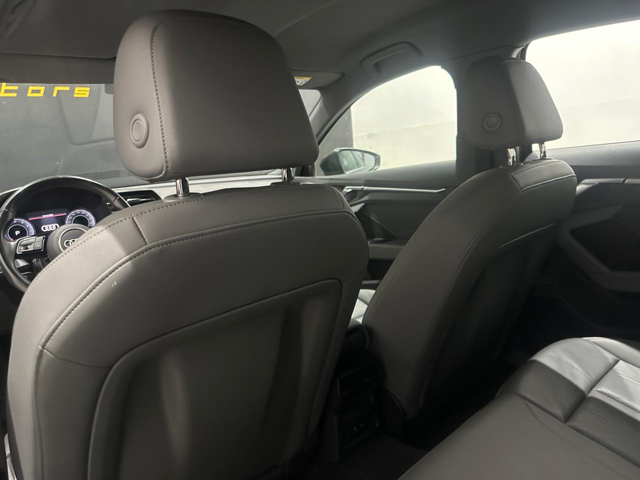 WhatsApp Image 2025-12-19 at 18.14.00