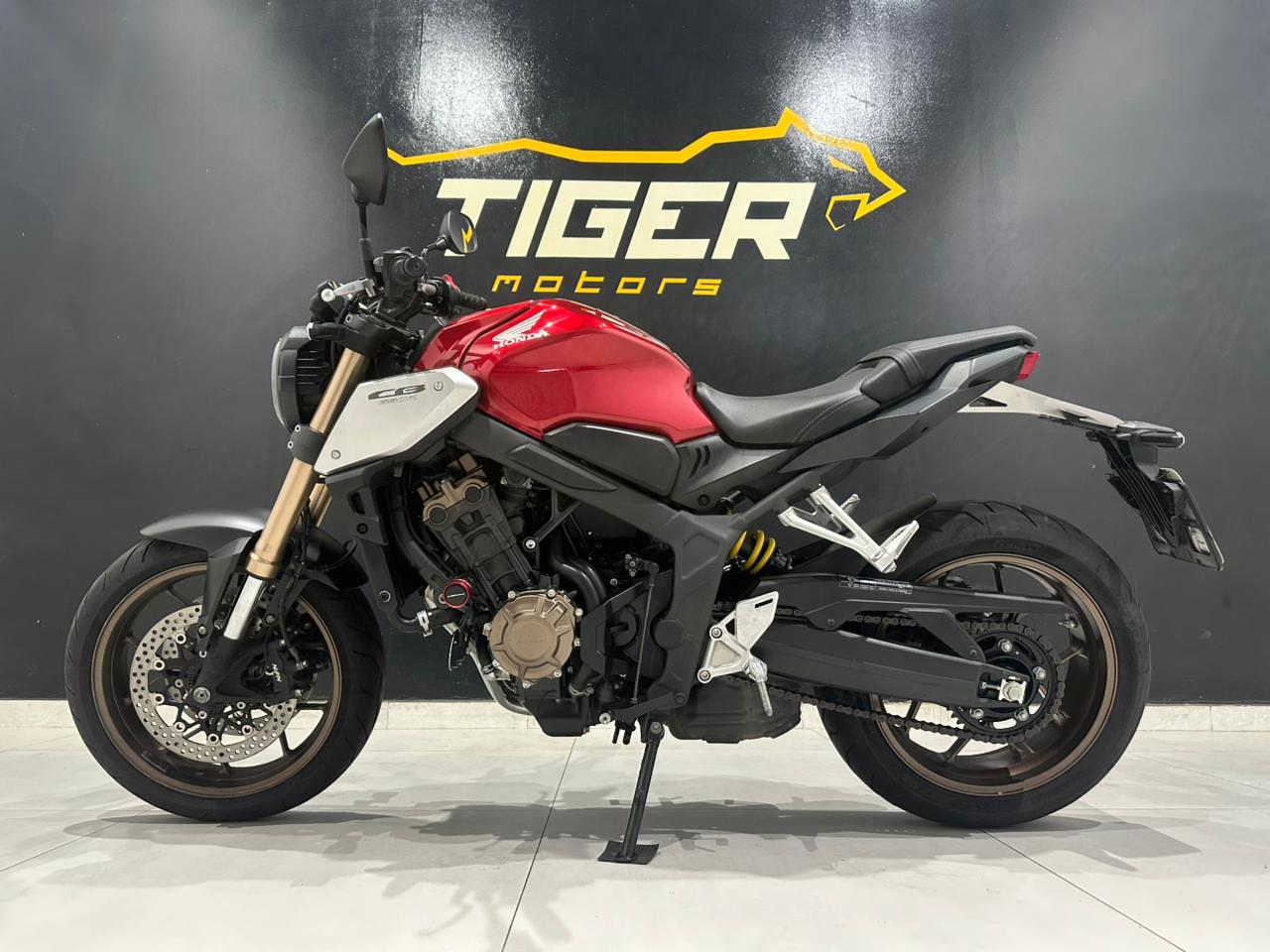 WhatsApp Image 2025-12-22 at 13.22.45 (2)