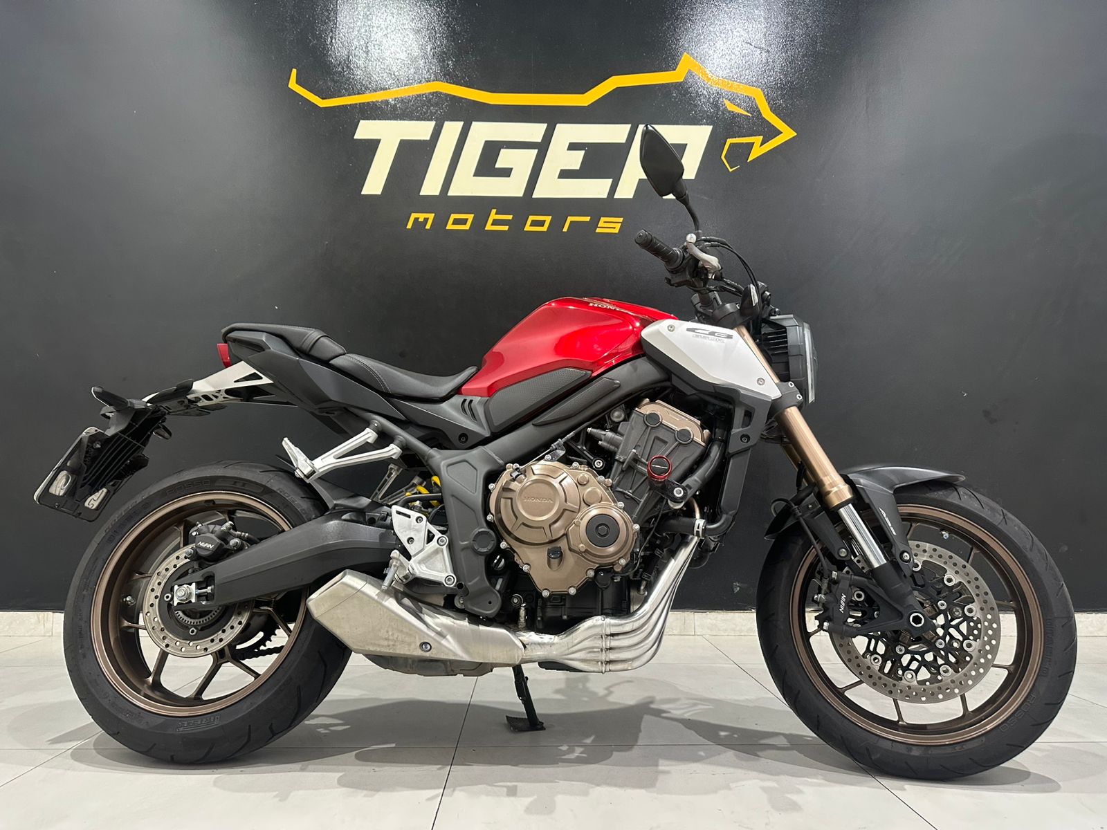 WhatsApp Image 2025-12-22 at 13.22.59 (2)