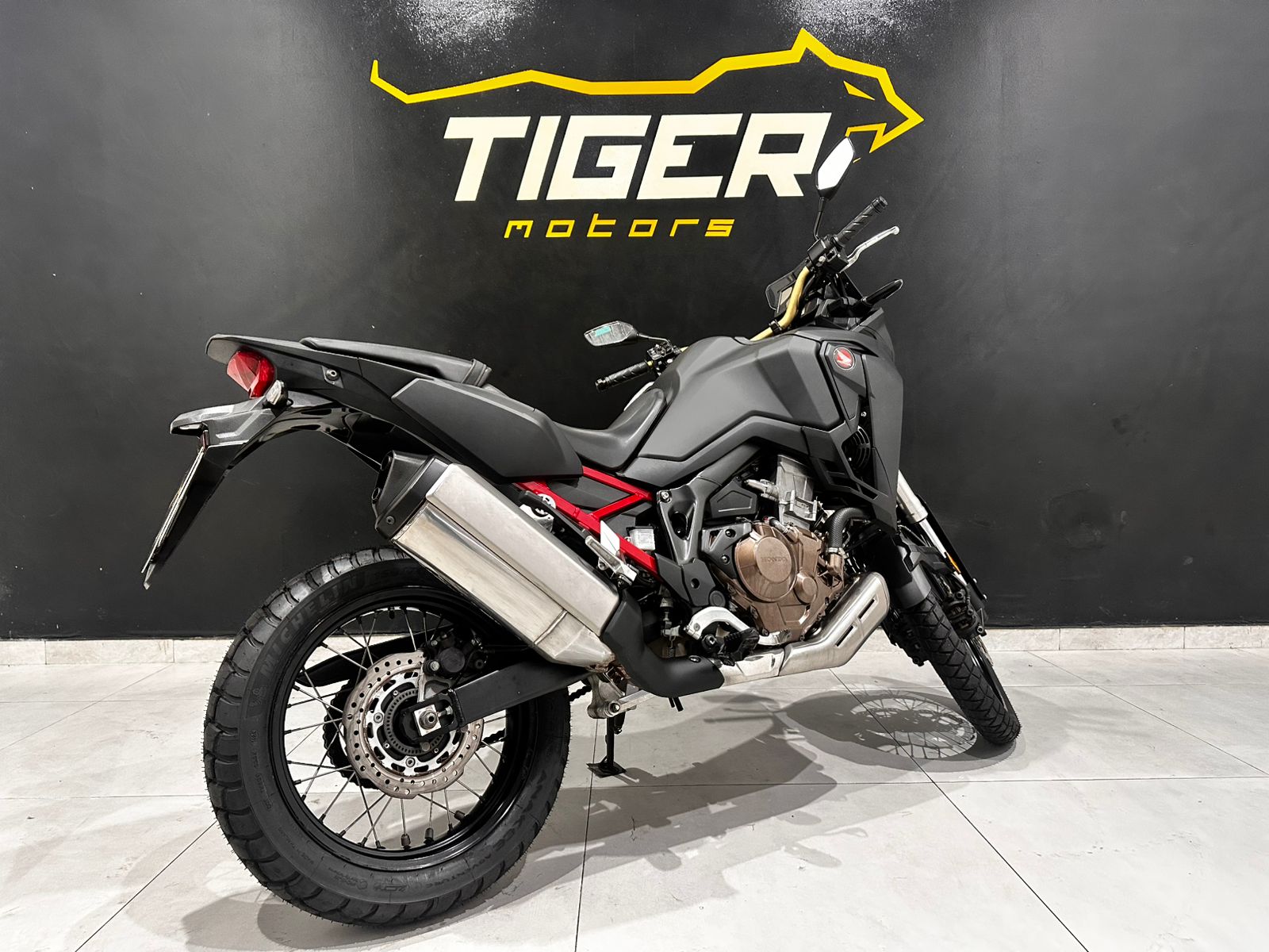 WhatsApp Image 2026-03-09 at 09.59.03