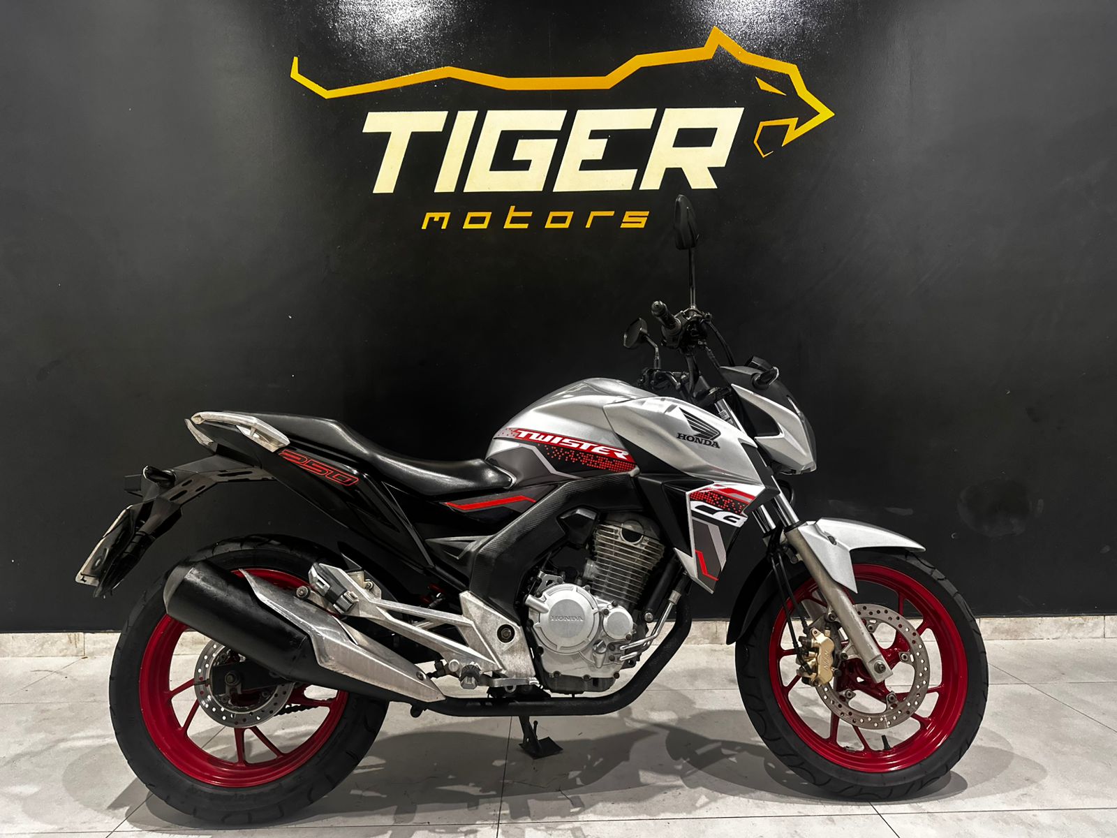 WhatsApp Image 2026-03-20 at 18.10.25 (1)