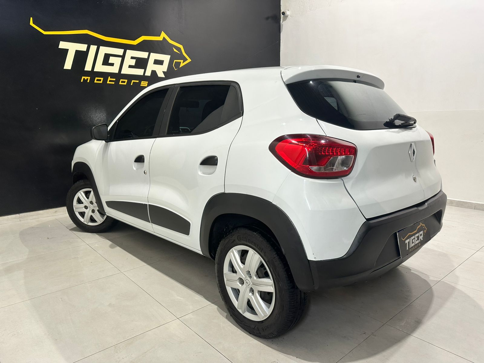 WhatsApp Image 2026-04-03 at 09.22.41