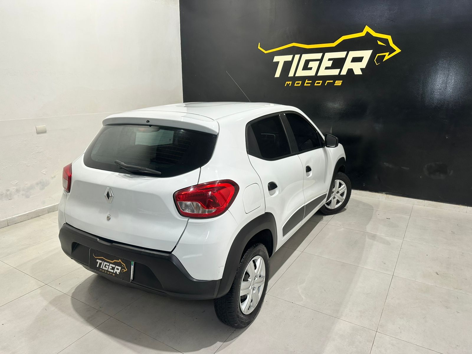 WhatsApp Image 2026-04-03 at 09.22.42 (1)