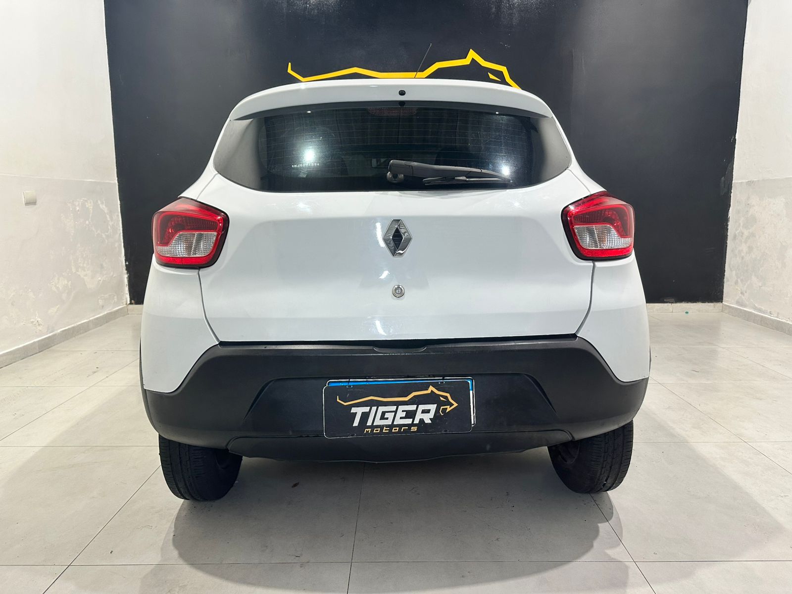 WhatsApp Image 2026-04-03 at 09.22.43