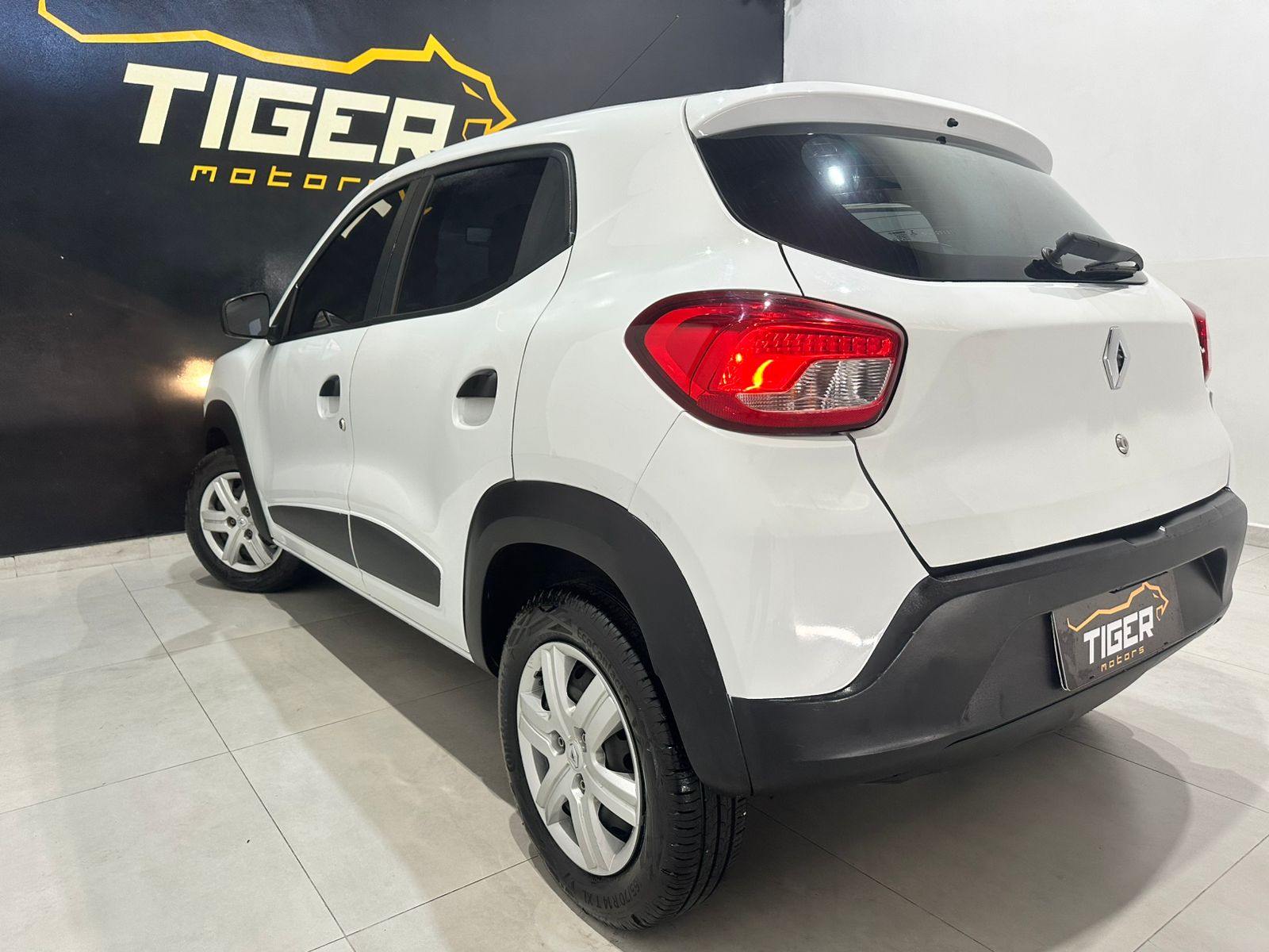 WhatsApp Image 2026-04-21 at 12.21.31 (2)