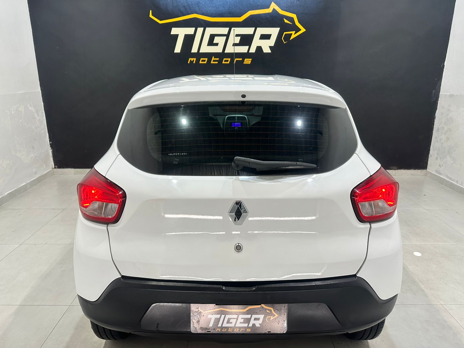 WhatsApp Image 2026-04-21 at 12.21.31