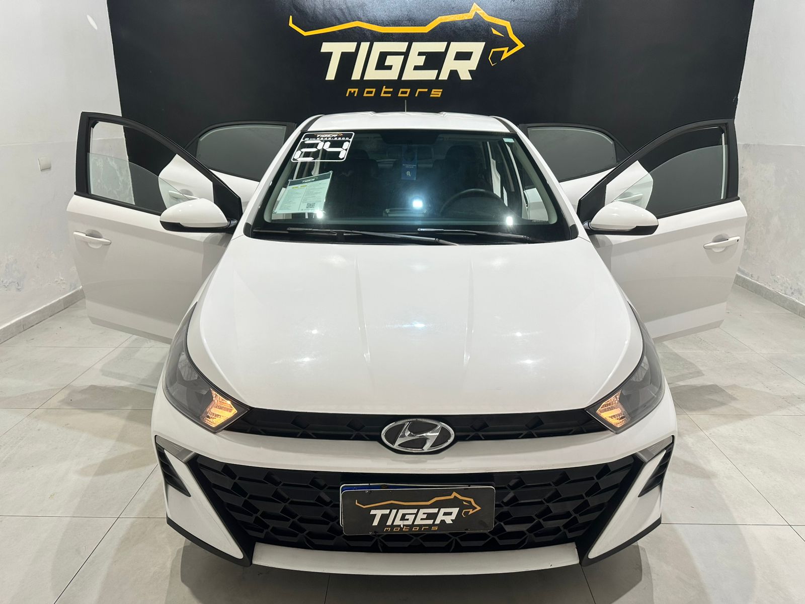 WhatsApp Image 2026-04-22 at 15.52.37 (1)