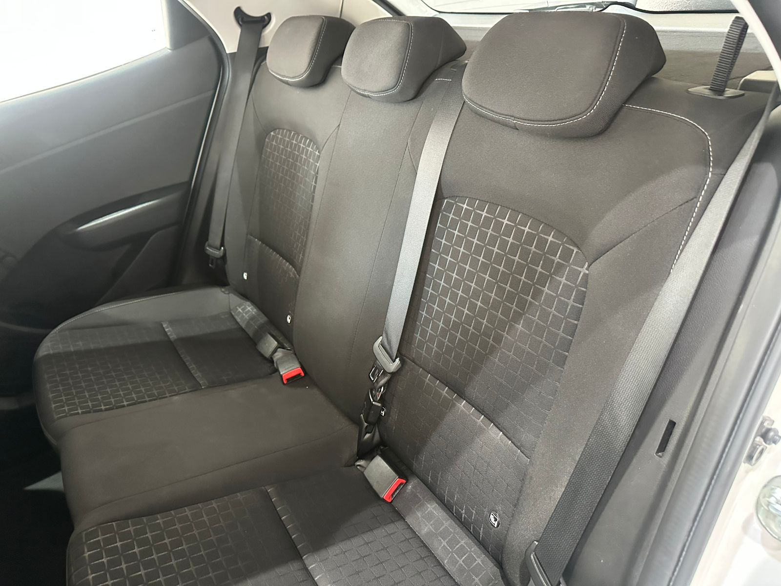 WhatsApp Image 2026-04-22 at 15.52.43 (1)