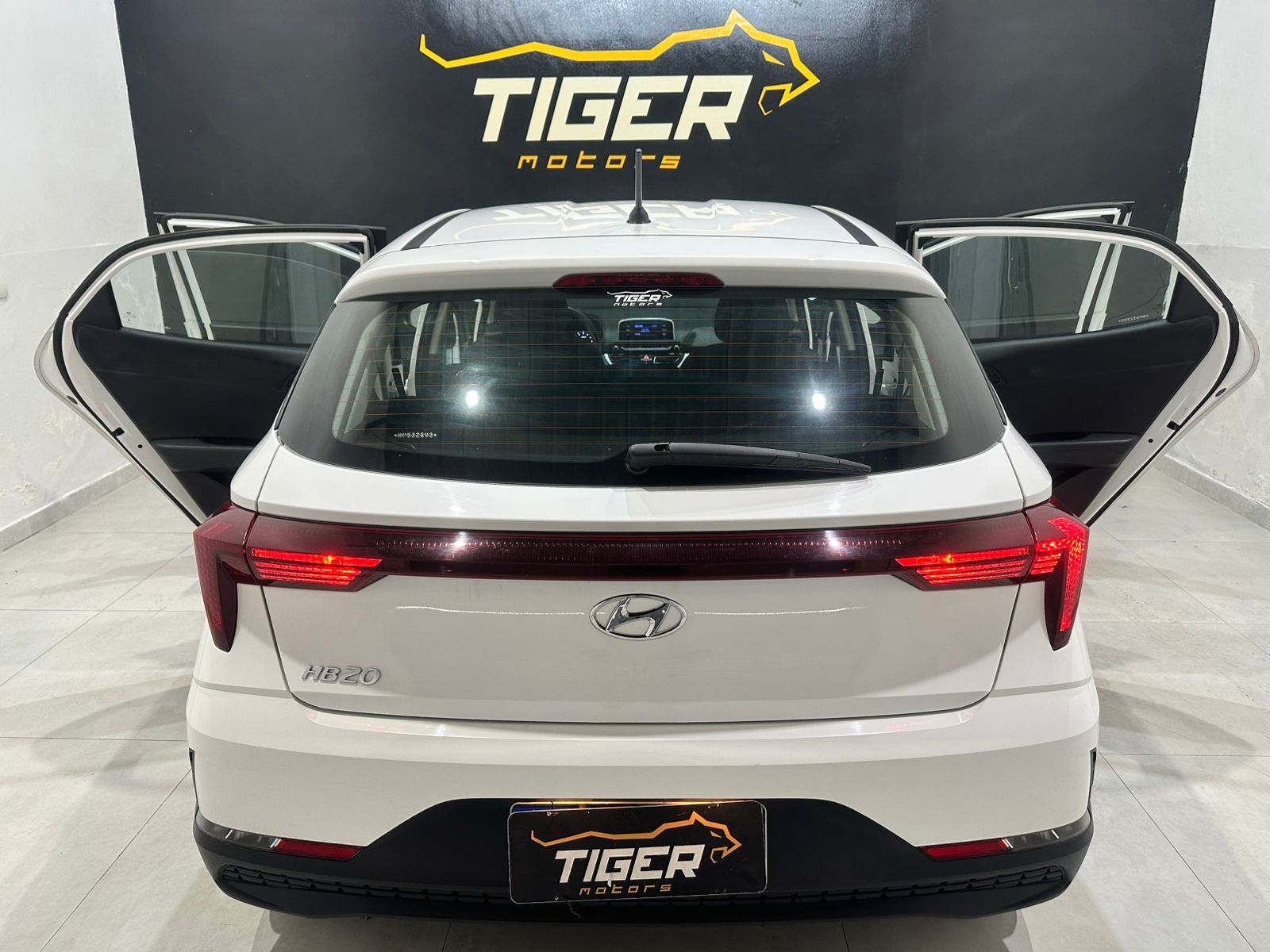 WhatsApp Image 2026-04-22 at 15.52.44 (3)