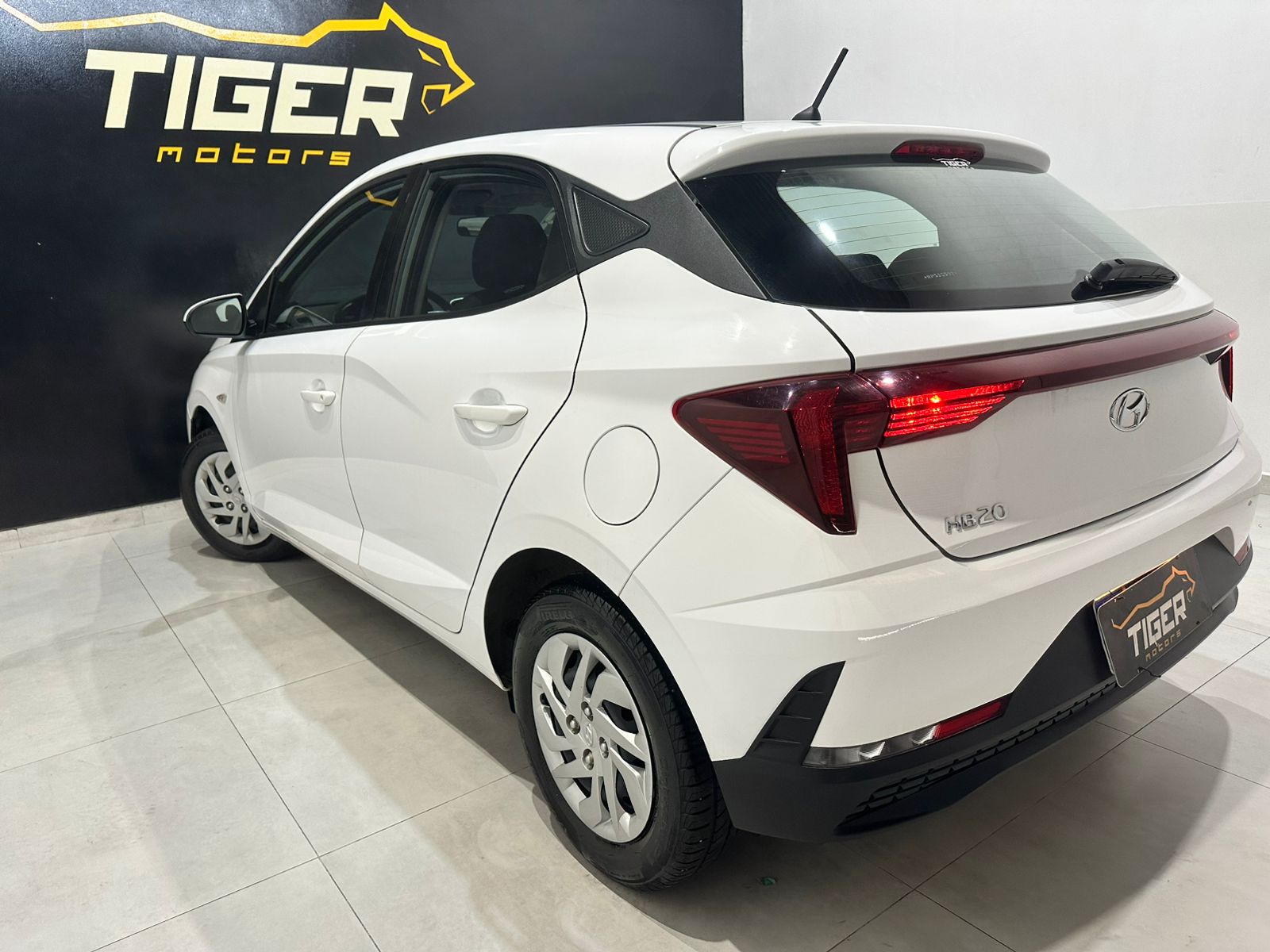 WhatsApp Image 2026-04-22 at 15.52.45 (2)