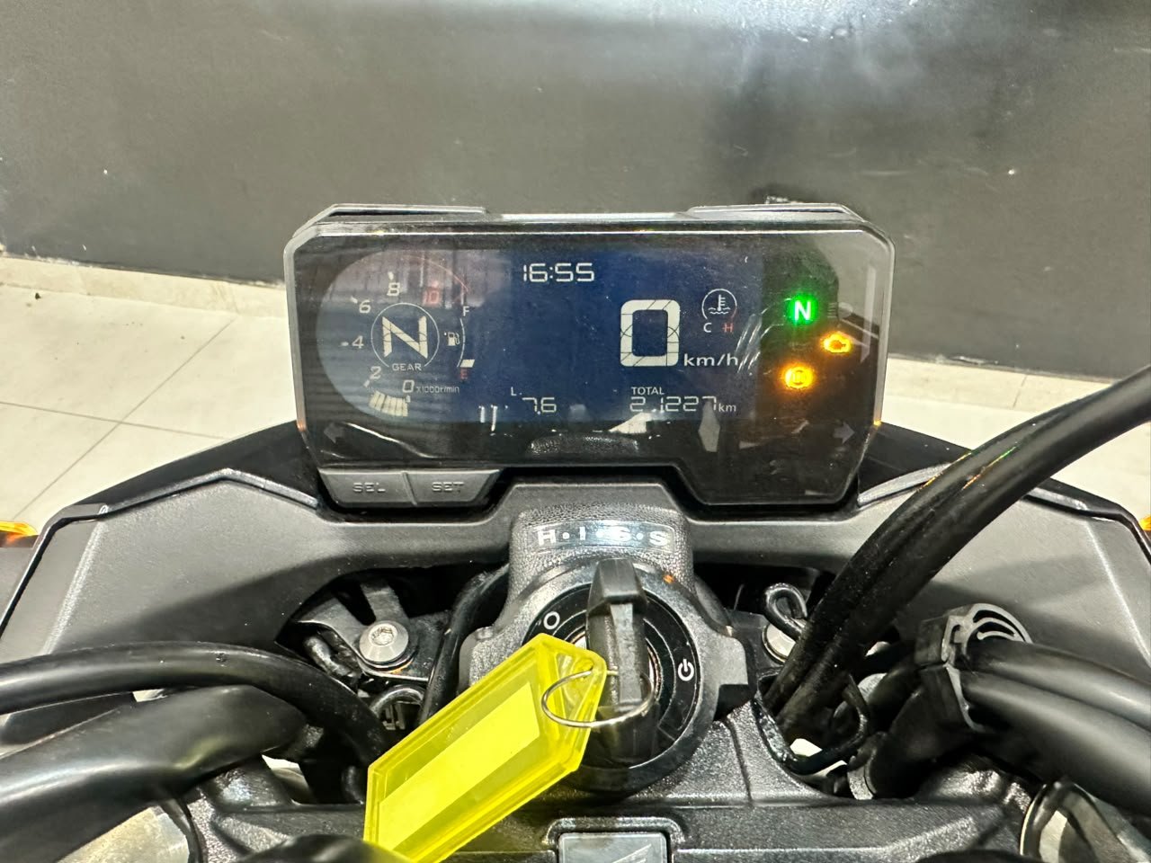 KM